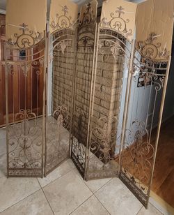 Bronze Metal Scroll Hinged Foldable Arched Partition 5 Panel