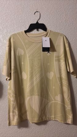 Jordan Women’s Size. Large