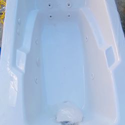 Hydro Massage Bath Tub