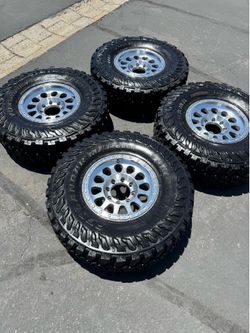 8x165 Method MR315 17x8.5 0 Offset and 37/12.5R17 Yokohama Geolander MT G003 Tires For Heavy Duty Trucks