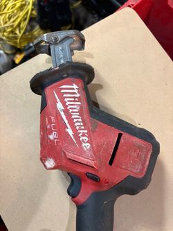Milwaukee hacksaw