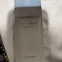 Make Up And Perfumes 