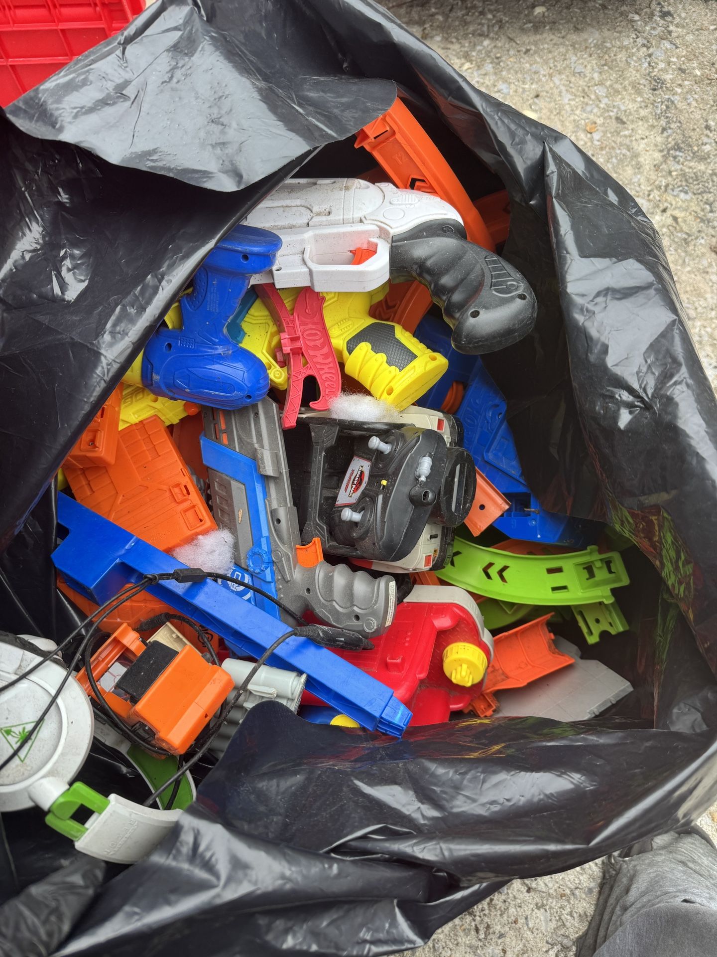 hot wheels track nerf guns Free