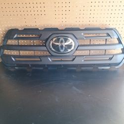 2019 OEM TOYOTA TACOMA GRILLE