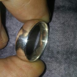 Bands Sterling silver. Like New