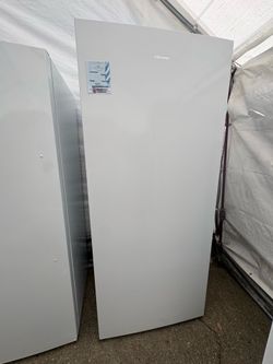 Hisense Stand Up Freezer💀
