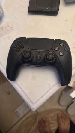 PlayStation 5 controller