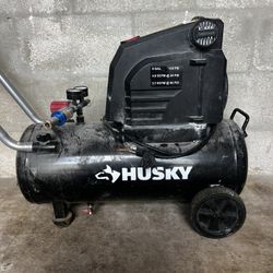 Husky 8 Gallon 150PSI Hotdog Air Compressor