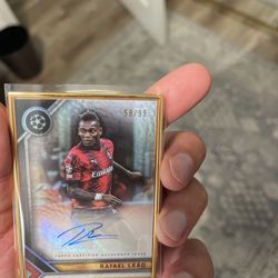 Rafael Leao Auto Topps Museum Collection