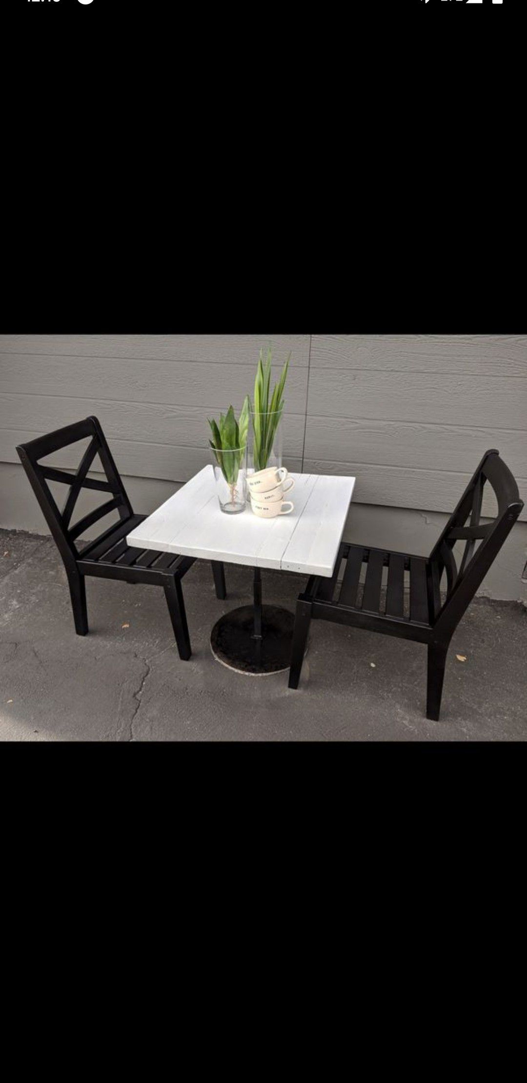 Small table and chairs/ bistro set