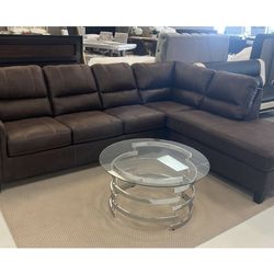 Navi 2-Piece Sectional With Chaise 🤎