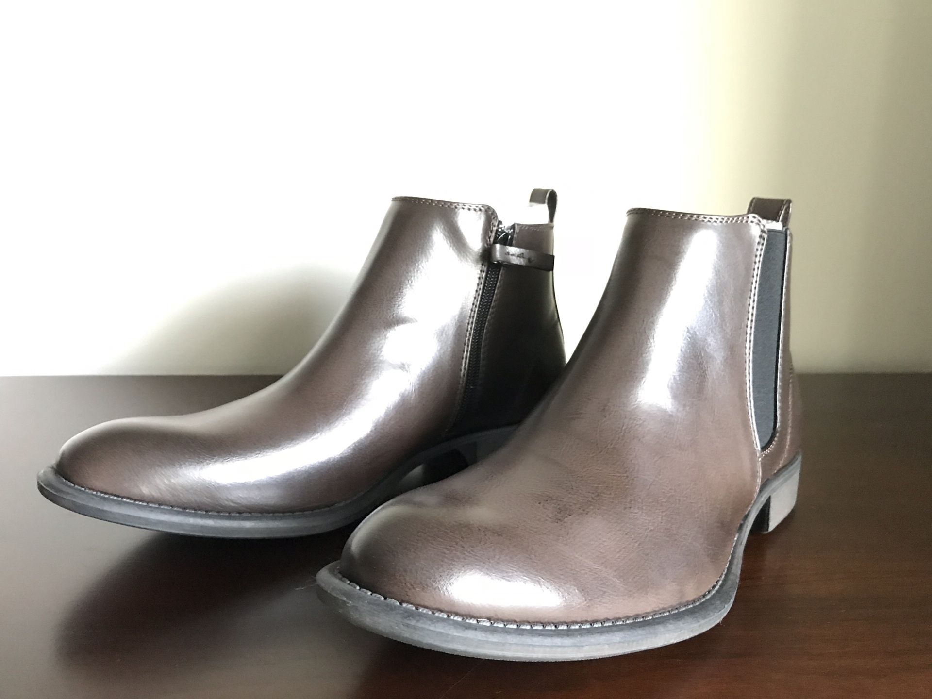Kenneth Cole Unlisted Men’s Chelsea boots brown 8.5