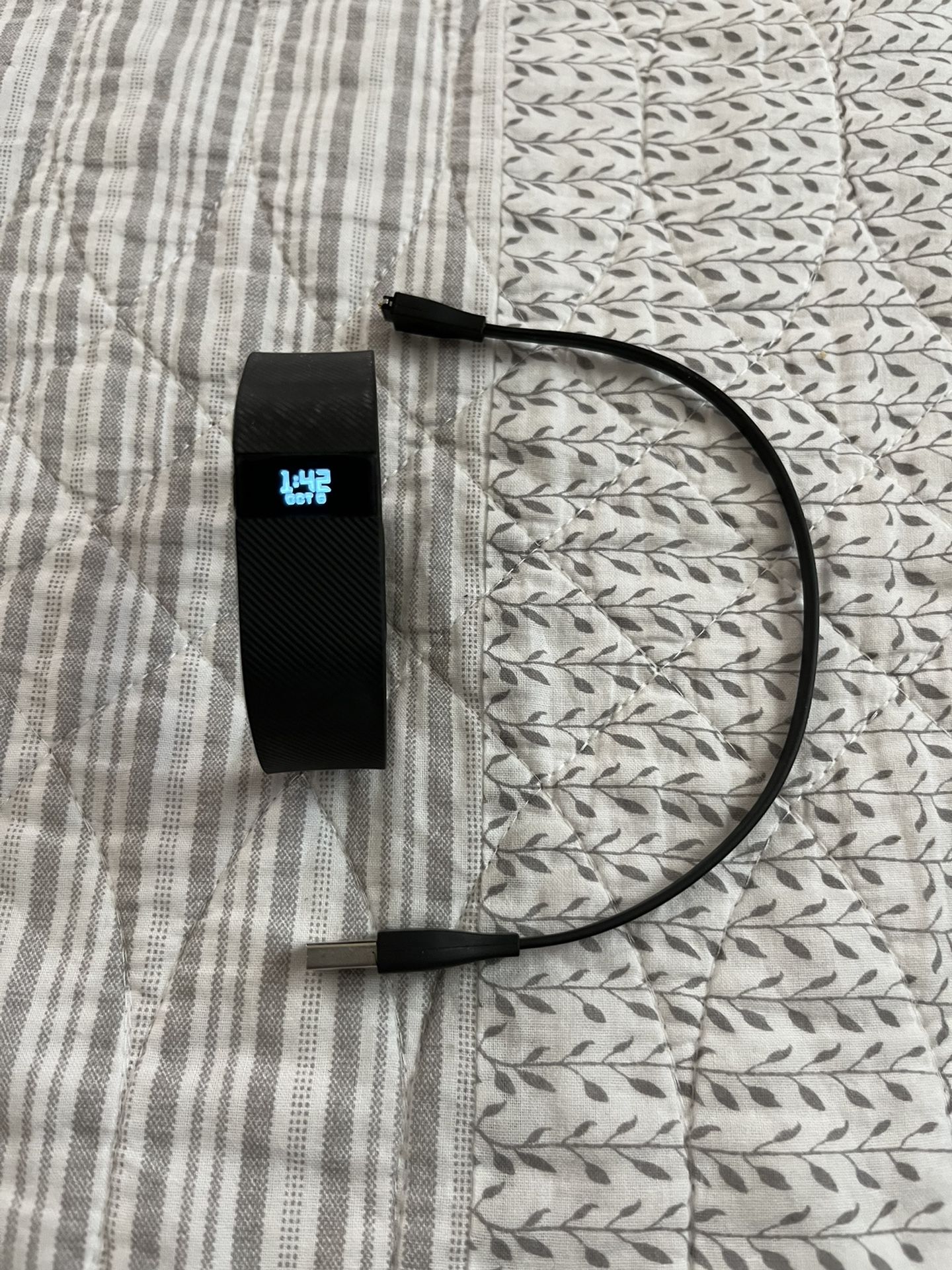 Fitbit Charge - Black Size Large