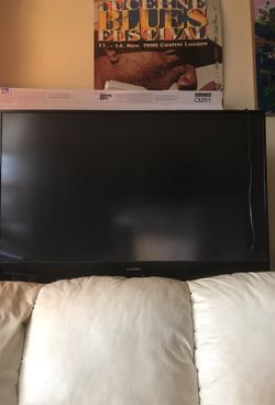 60 “ Mitsubishi DLP 1080p HD Tv needs a chip .. easy fix .. and tv will be like new .. it cost 100$ for the chip