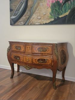 Antique Louis XV Dresser