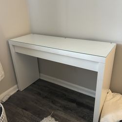 Ikea white desk