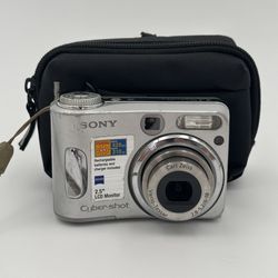Sony Cyber-shot DSC-S90 4.1MP Digital Camera W/ Carrying Case Tested Working ✅