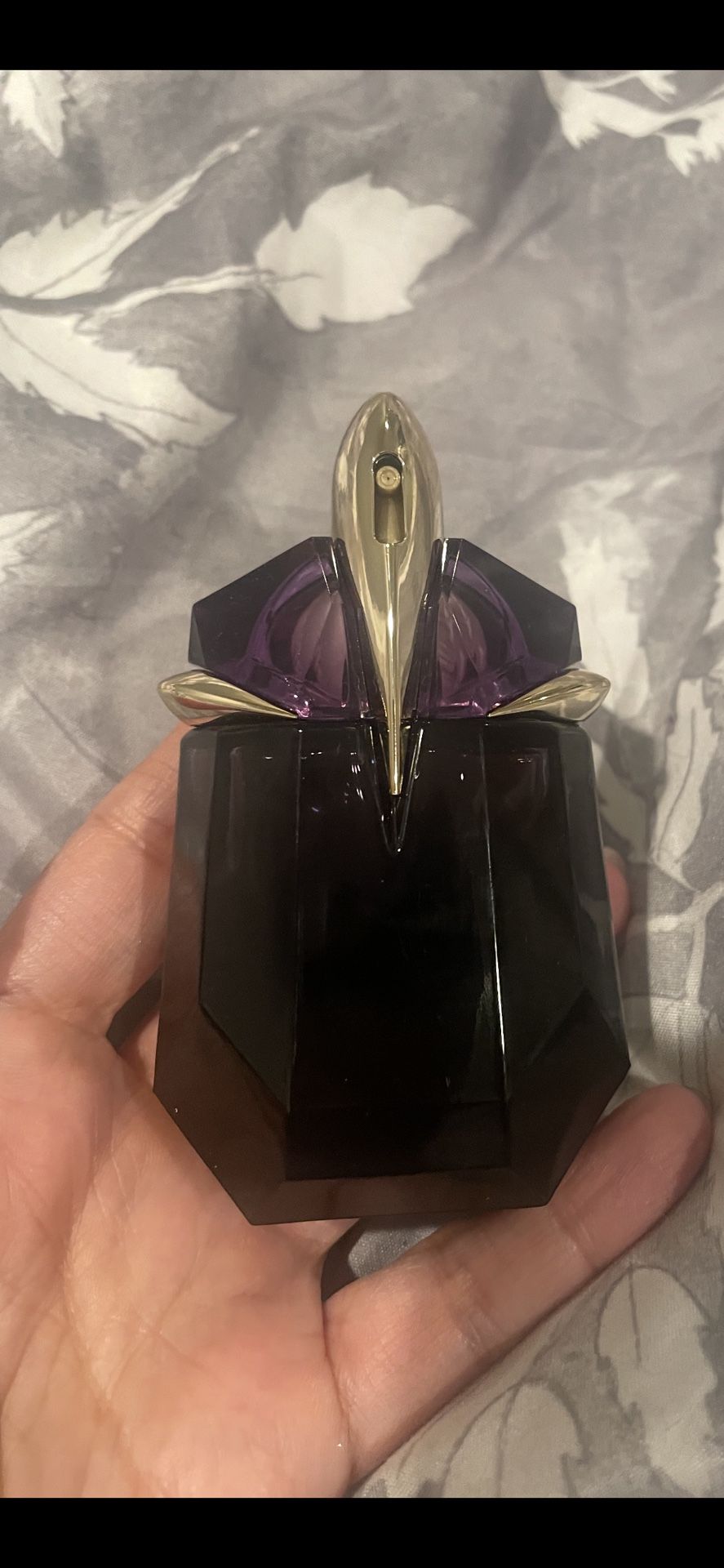 Alien Perfume 30 Ml Brand New