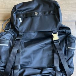 Lulumelon Black Back Pack NEW