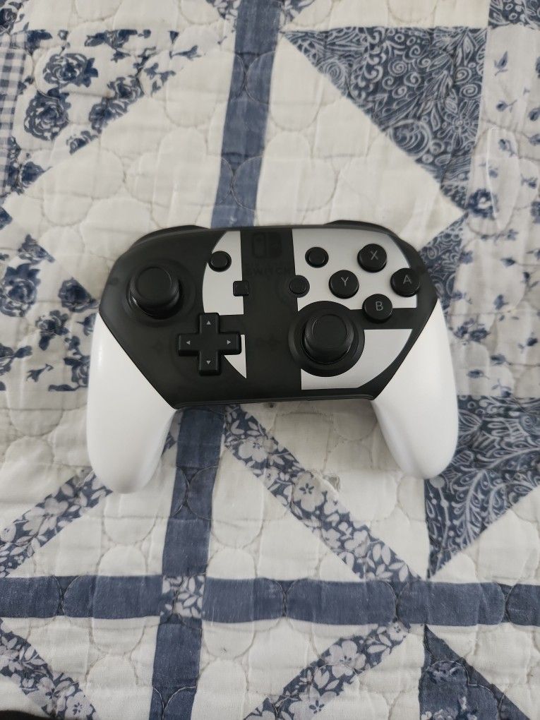 Nintendo Switch Pro Controller