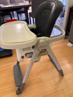 Graco Baby High Chair with Tray