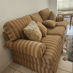 Ethan Allen Vintage Living Room Set -$ 600.00 OBO