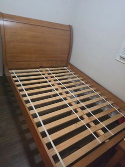 Slightly used bed frame. P/U Logan Square/Avondale