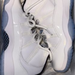 Jordan Shoes Size 5.5y 