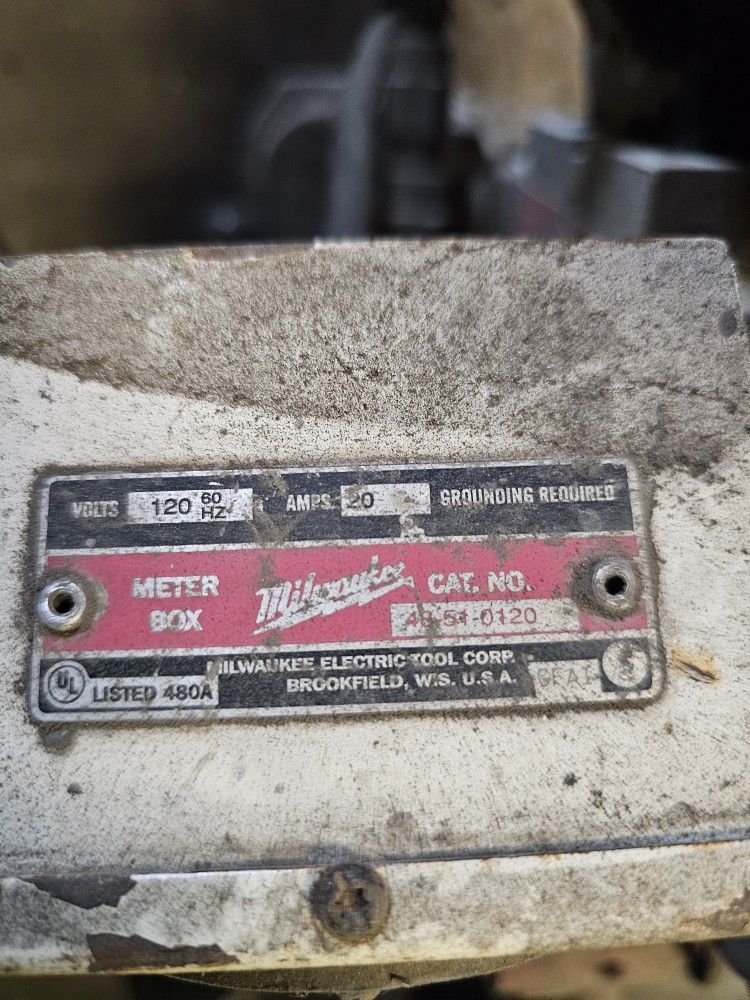 Milwaukee diamond drill rigs