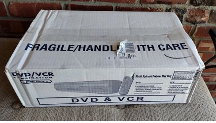 DVD/VCR Combination Dual Deck Player