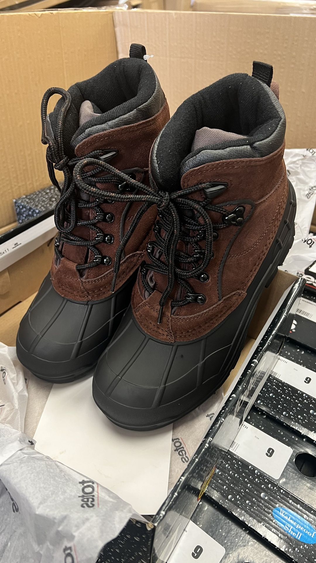 Big Shoe Liquidation Sale!! Brand New Hiking Boots! 3 Pallets! Only $7 Each