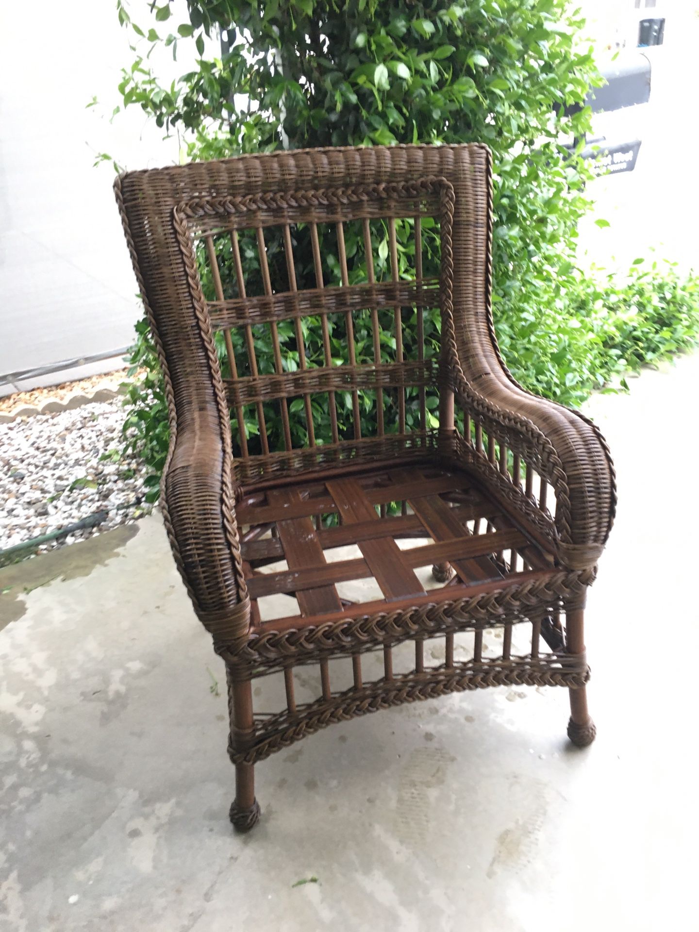Ethan Allen Wicker Chairs (4) Outdoor Patio