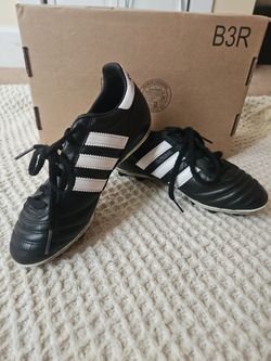 Adidas Copa Mundial Cleats Size 4