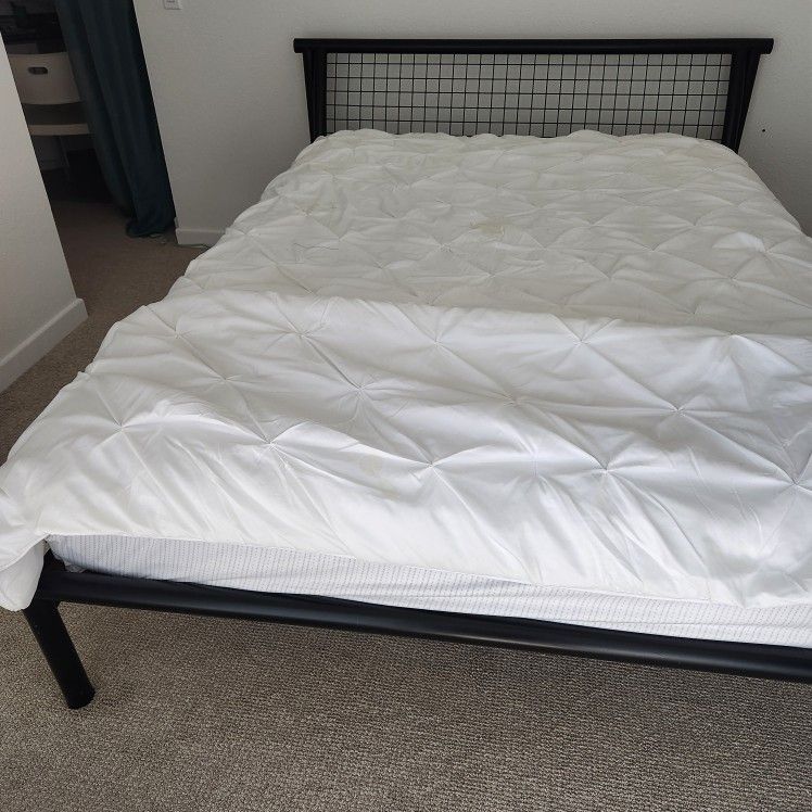Queen Metal Bed Frame