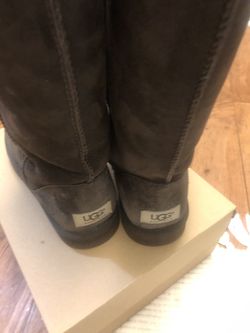 Ugg boots size 7 authentic ( tall ones)