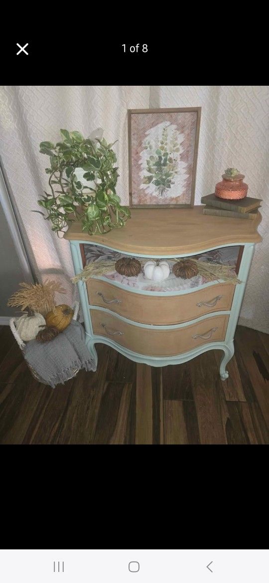Beautiful Chest/ Accent Table