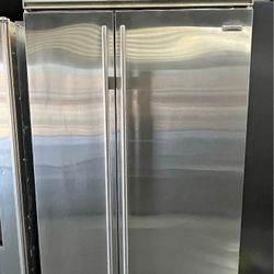Sub Zero 42” Stainless Steel Built In Side By Side Refrigerator 