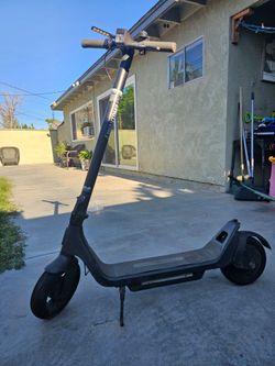 Electric scooter