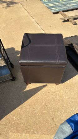 Ottoman stool leather padded top