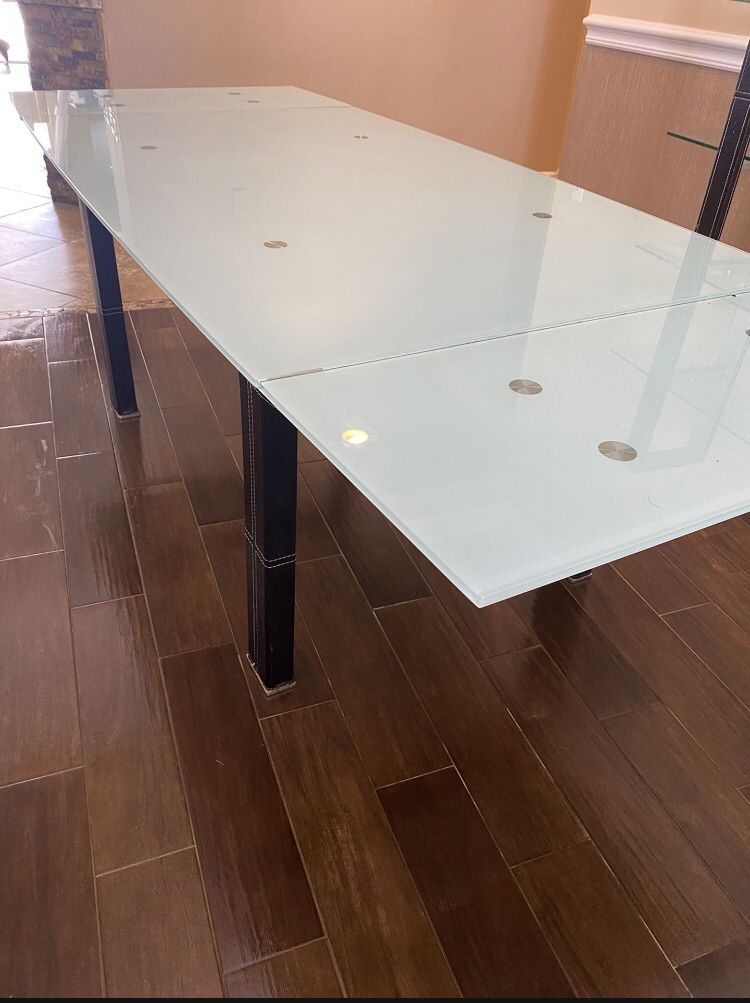 Extendable Glass Dining Table Set
