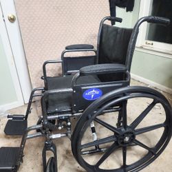 Medline Excel K4 Lightweight Bariatric Wheelchair 21" Extra-Wide Folding