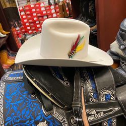 Nueva texana vaquera de 100X marca White Diamonds