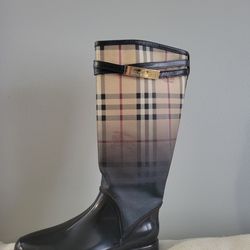 Burberry Wellington Ombre Rain Boots