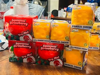 Toymendous Squeeze Toys  – Strawberry & Cheese