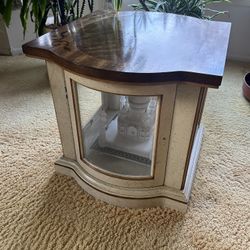 Vintage Display Case 24x29