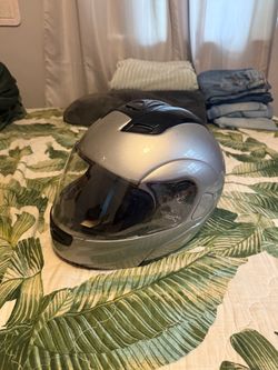 HJC Sy-Max Modular Motorcycle Helmet – Silver/Black