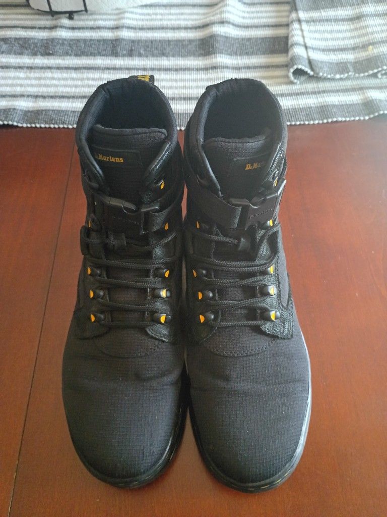 Men's Doc Martens Combs Tech II Boots Size 10