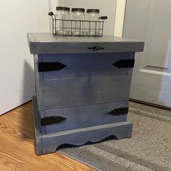 Farmhouse Style End Table Trunk