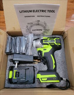NEW Impact Wrench w/1 battery 2.0Ah & 4 Sockets