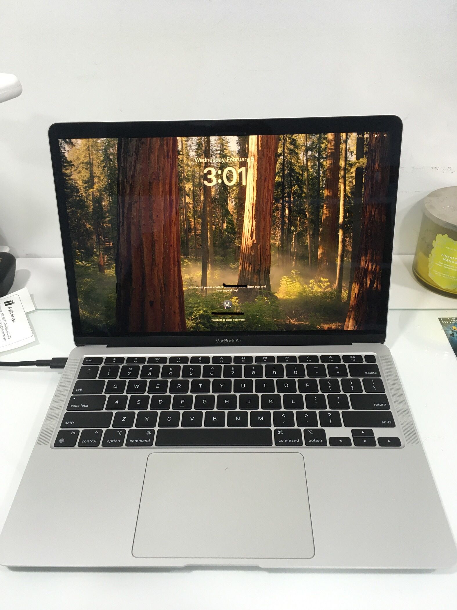 MacBook Air M1 8GB RAM 256GB SSD Silver Good Condition